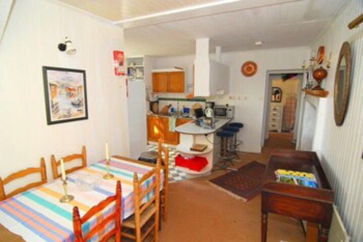 Room 105 of 116