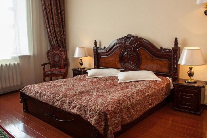 Room 46 of 68
