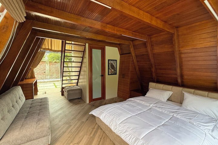 Room 5 of 15