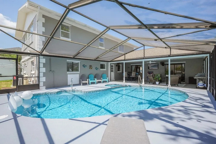 Pool 12 of 22