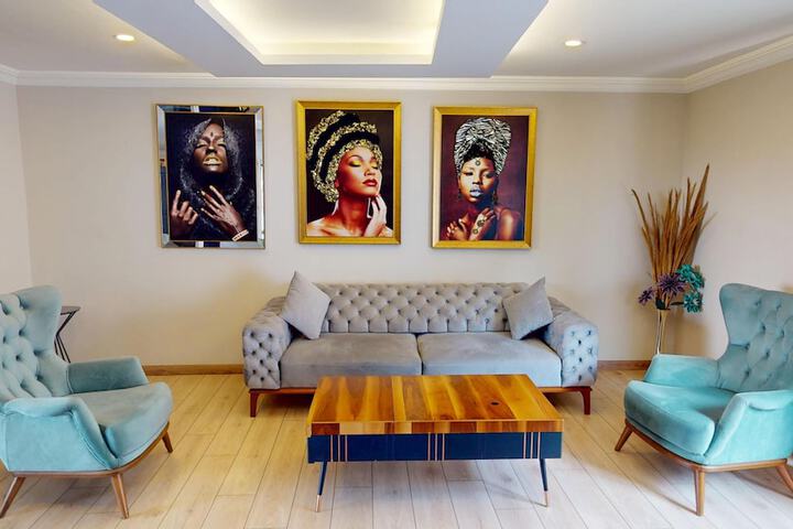 Room 8 of 21