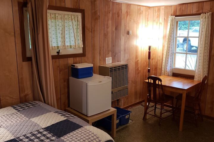 Room 61 of 215