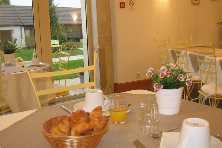 Breakfast/Coffee Service 29 of 79