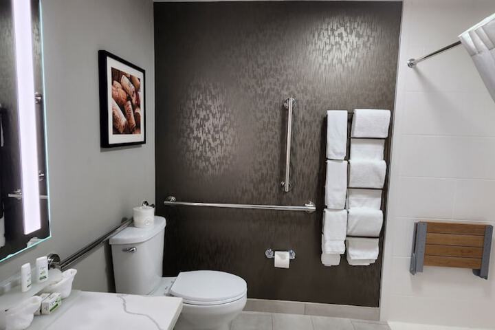 Room 78 of 97