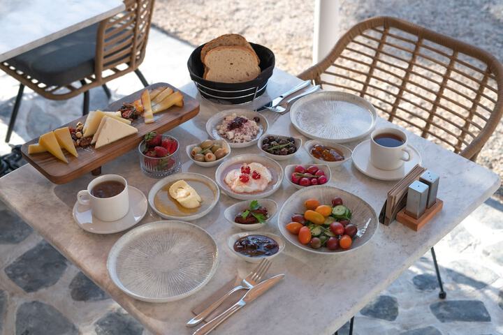 Breakfast/Coffee Service 63 of 73