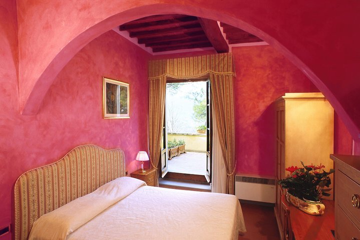 Room 18 of 37