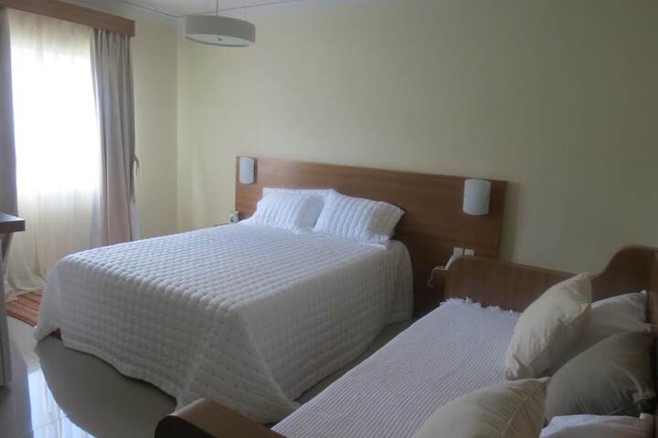 Room 7 of 48
