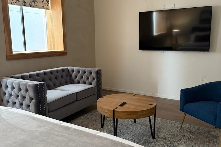 Room 63 of 153