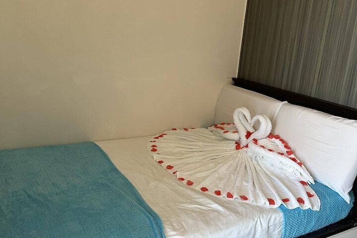 Room 100 of 216