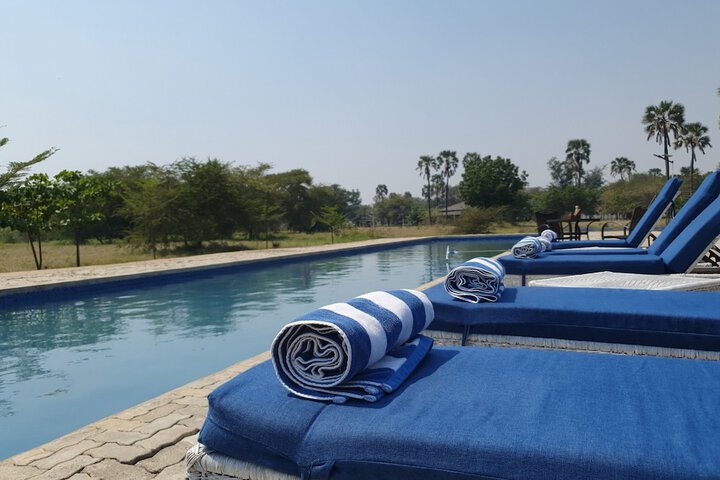 Pool 17 of 28