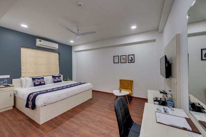 Room 4 of 44