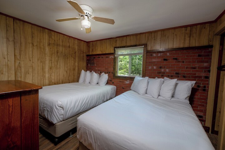 Room 92 of 324