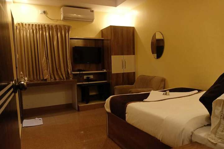 Room 14 of 52