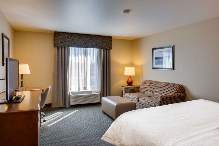 Room 15 of 33