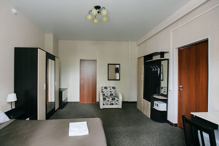 Room 37 of 94