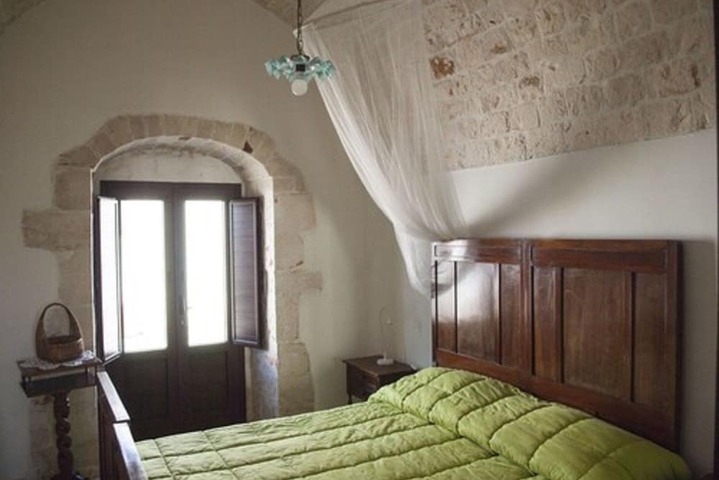 Room 19 of 49