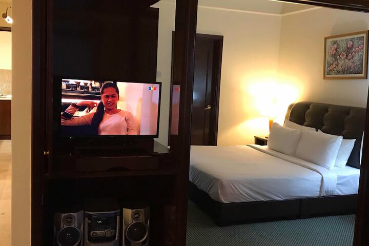 Room 19 of 114