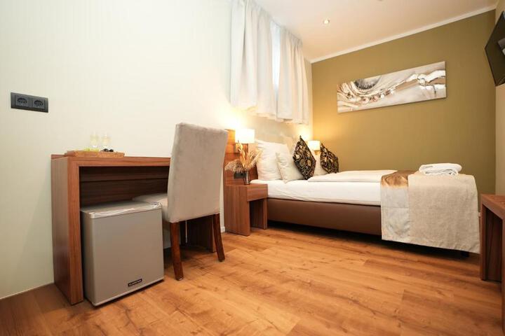 Photo 14
