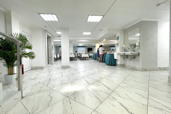 HOTEL ALLURA