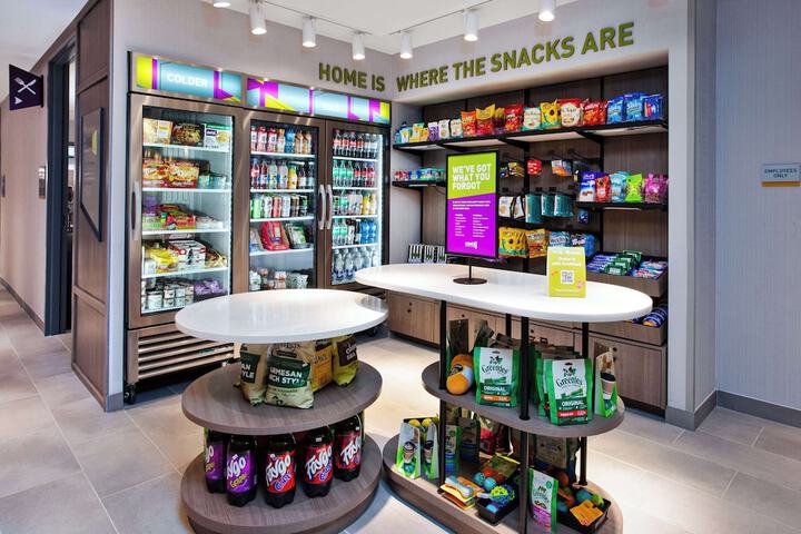 Snack bar