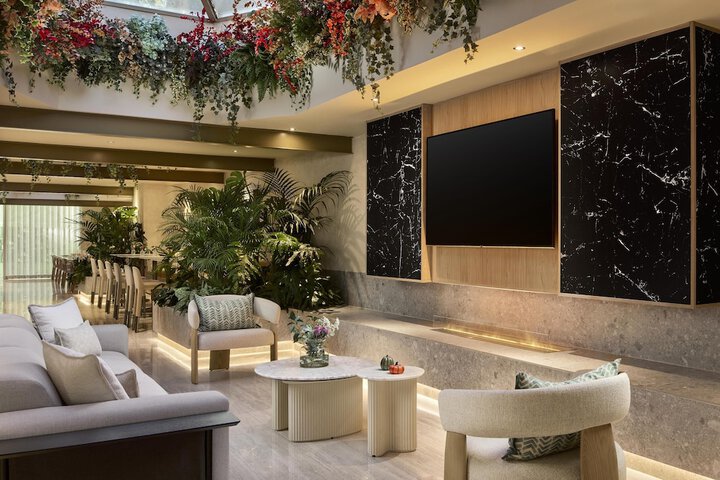 Hotel Interior 7 of 59