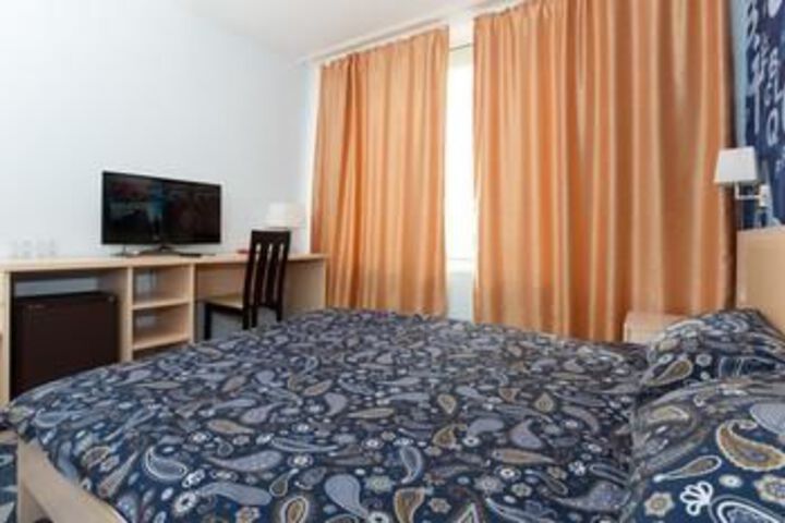 Room 42 of 88
