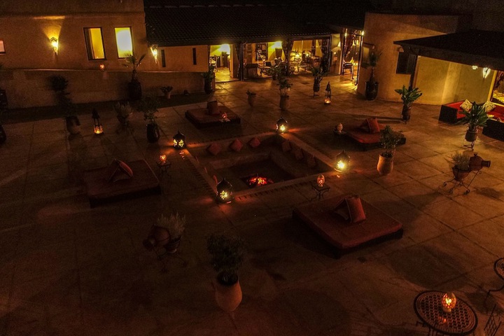 Hotel Exterior 62 of 70