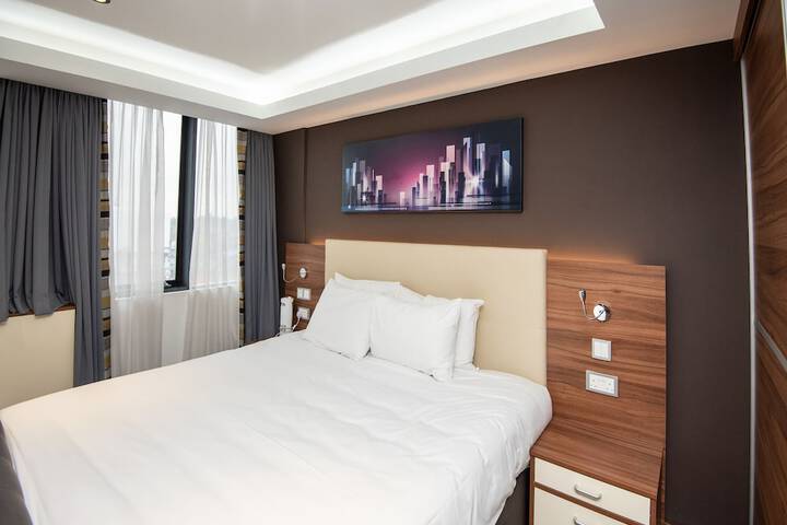 Room 18 of 54