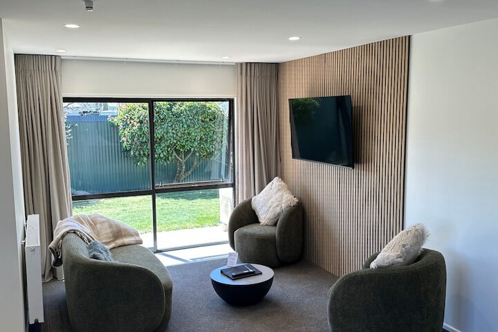 Room 14 of 25