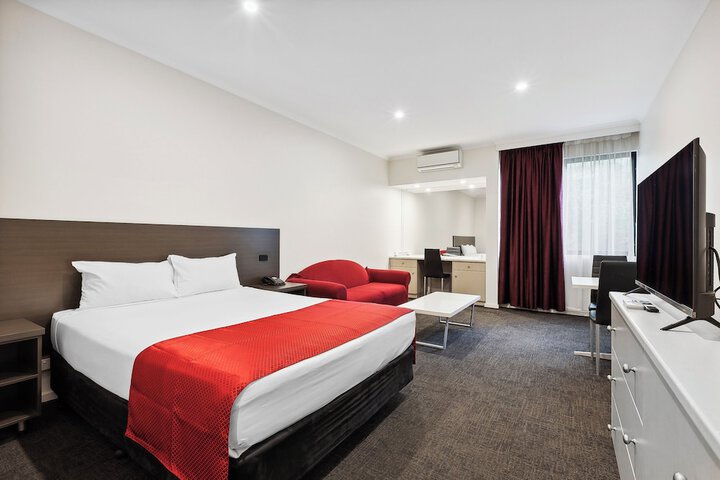 Room 3 of 21