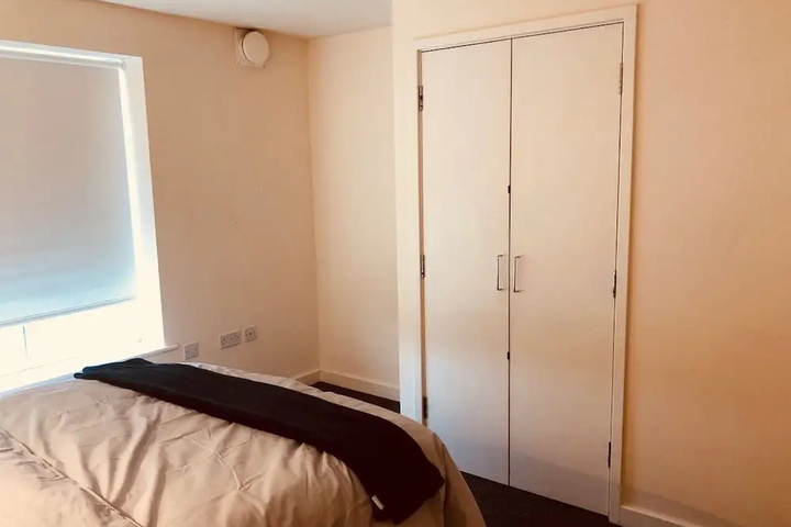Room 3 of 11