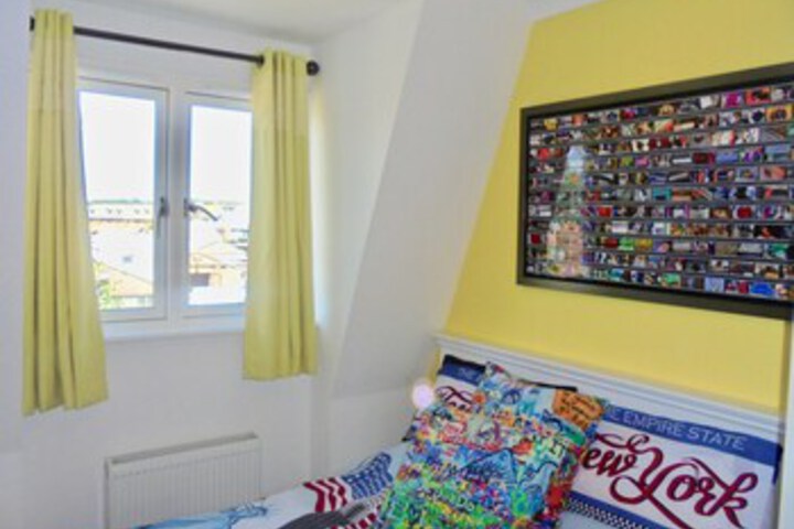 Room 15 of 23