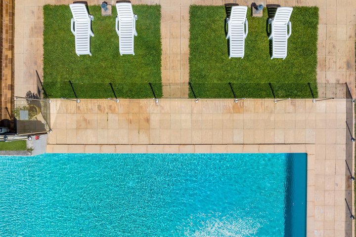 Pool 39 of 58