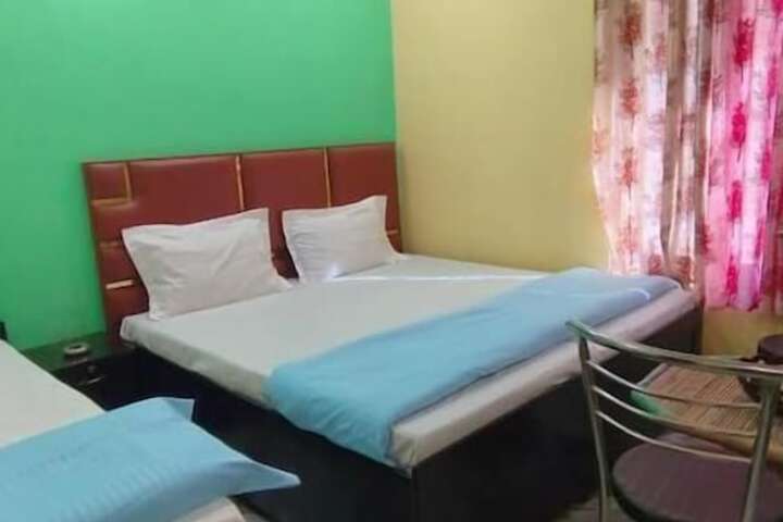 Room 8 of 22