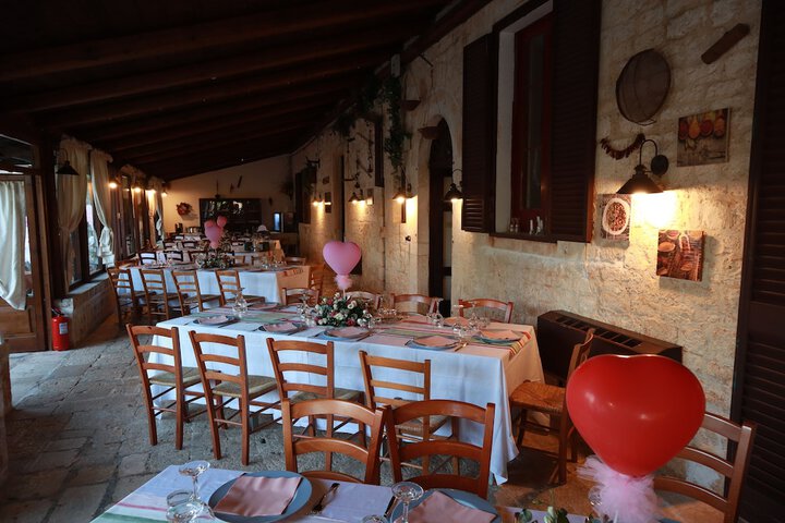Dining 108 of 144