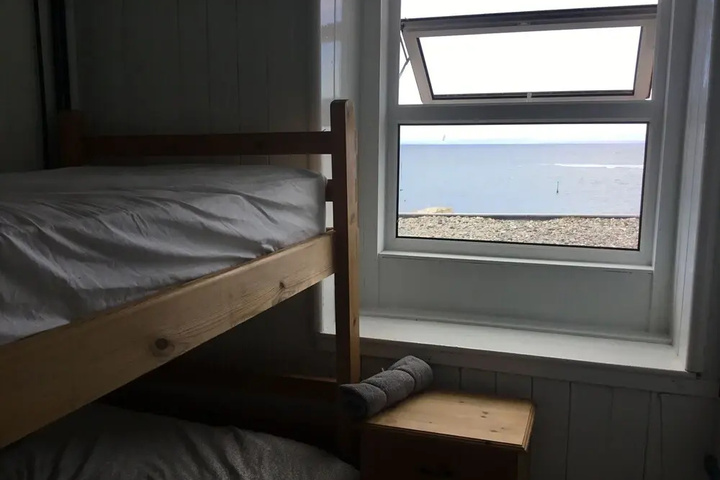 Room 4 of 14