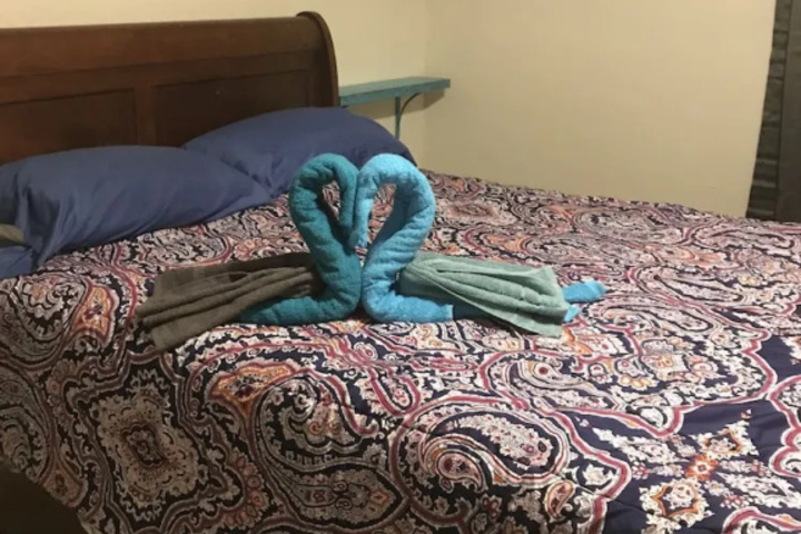 Room 3 of 16