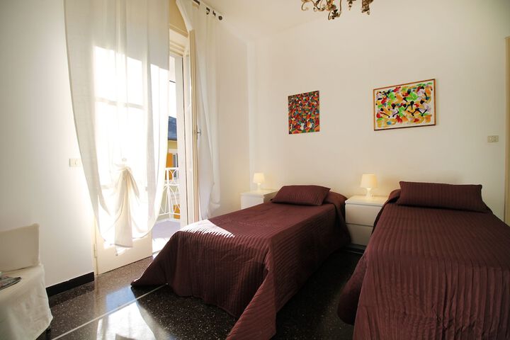Room 5 of 21