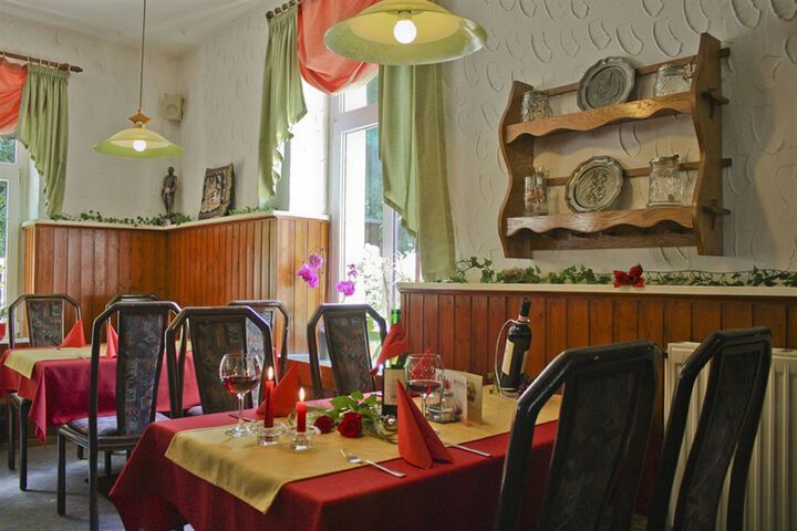HOTEL KOENIGSZINNE