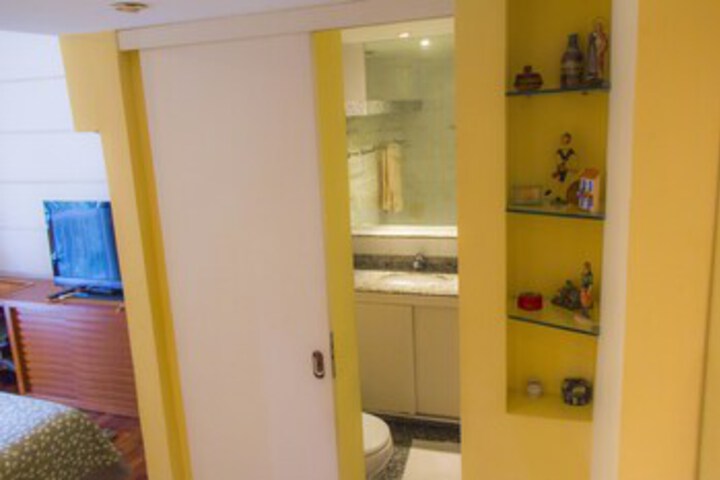 Room 25 of 75