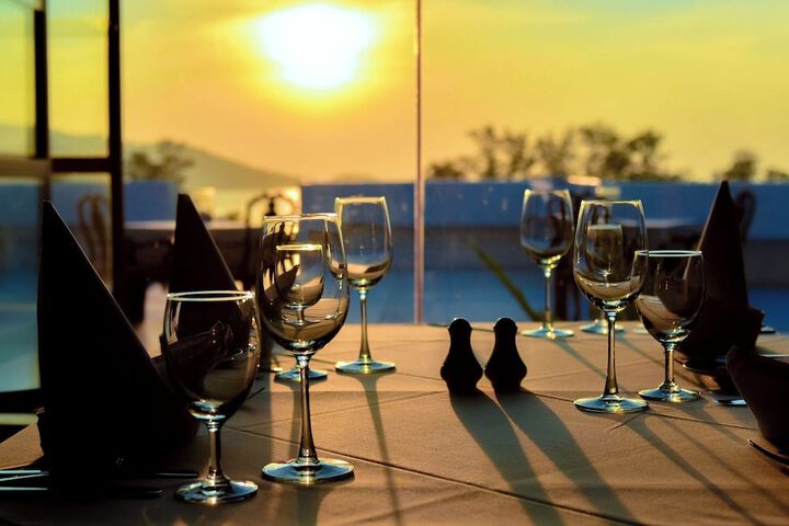 Dining 105 of 143