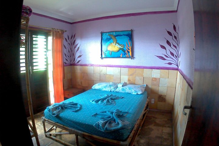 Room 6 of 122