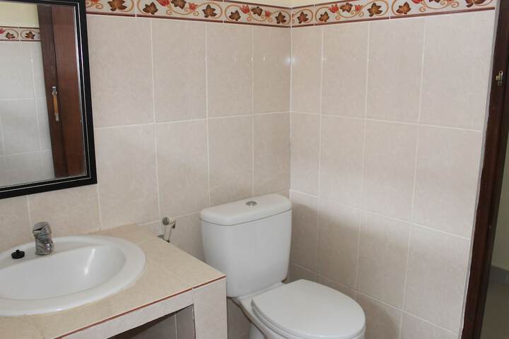 Room 4 of 65