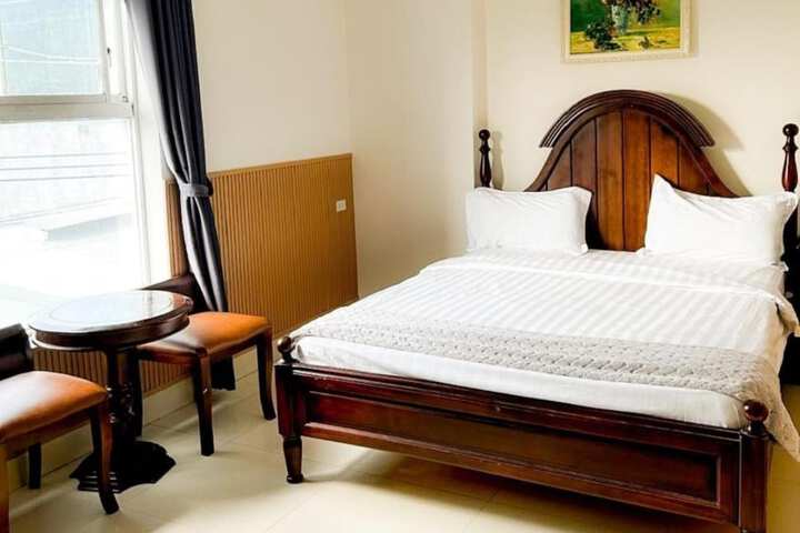 Room 14 of 50