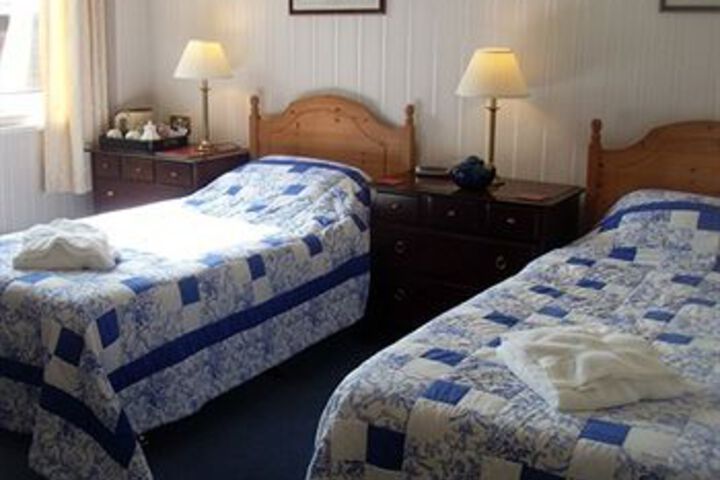 Room 3 of 13