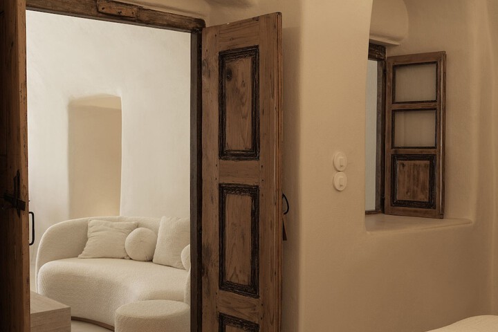 Room 12 of 84