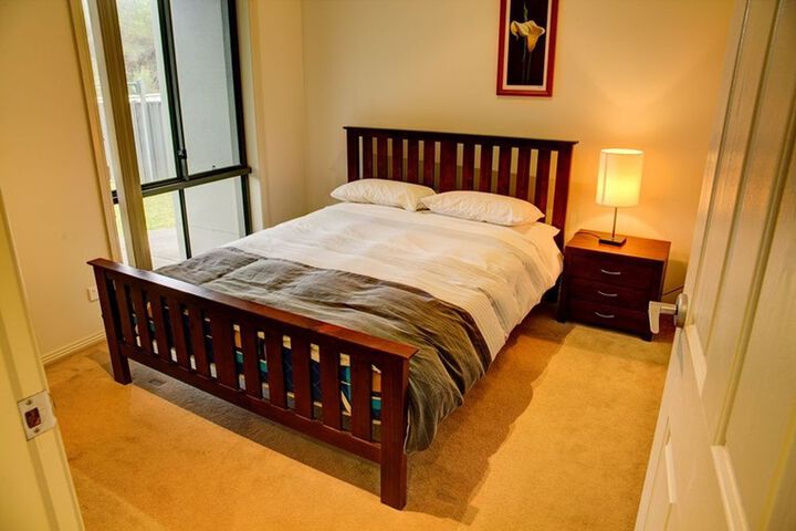 Room 4 of 13