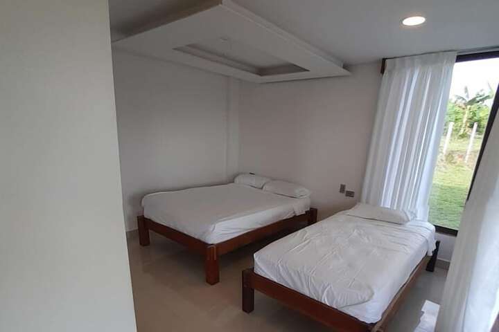 Room 1 of 3