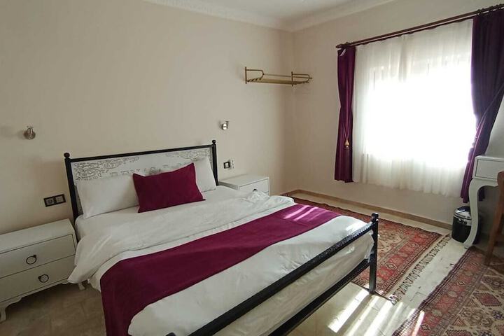 Room 25 of 71