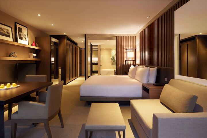 Room 10 of 56